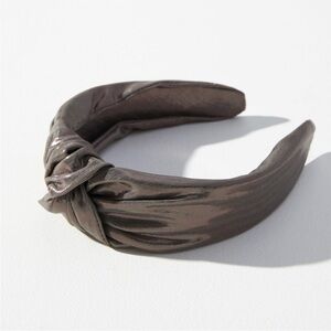 Anthropologie Elegant silver Metallic Headband!
